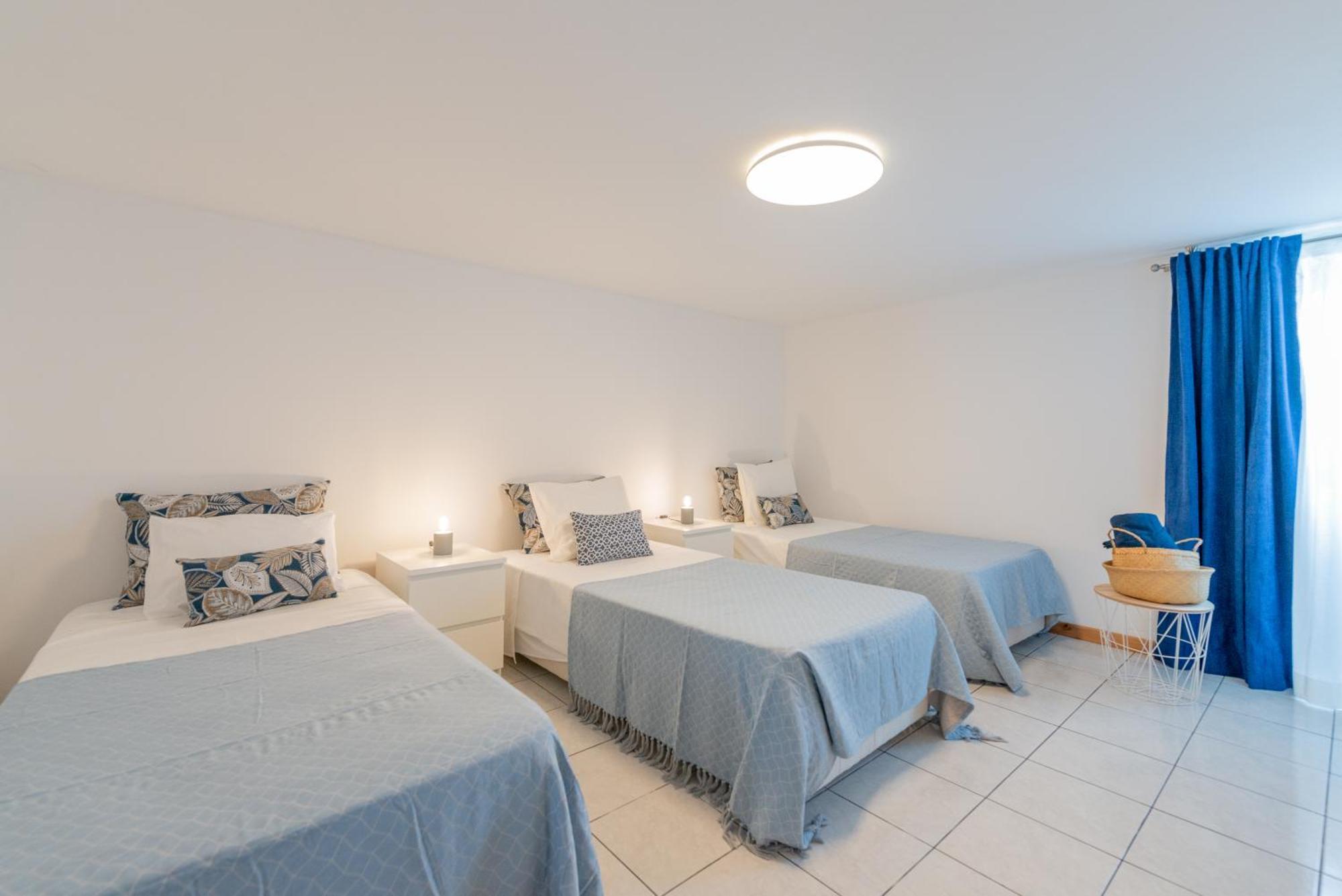 Prainha Apartments Sao Roque do Pico Room photo